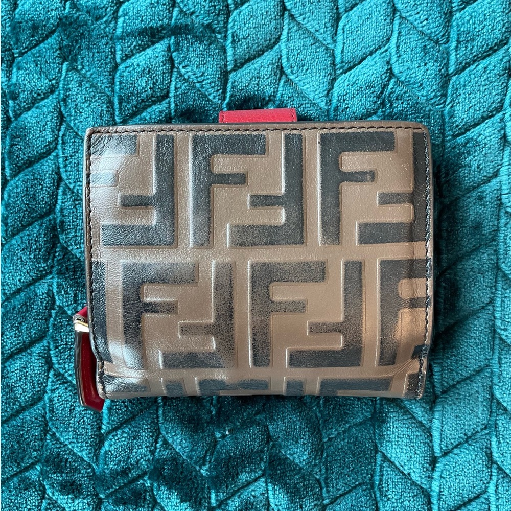 FENDI Vitello Cruise F is Fendi Bi-Color FF 1974 Embossed Compact Wallet - Picture 5 of 17